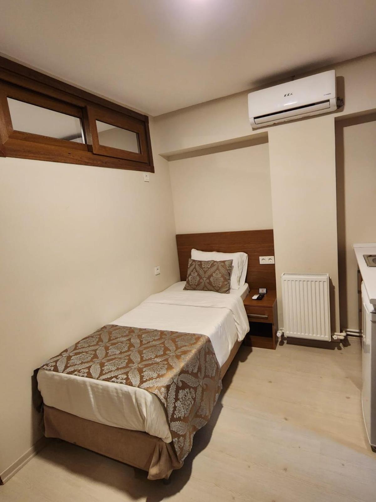 Wide Suites Taksim Istanbul Bagian luar foto